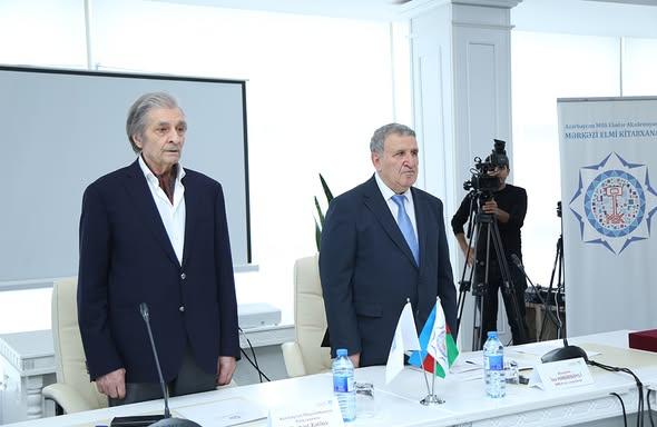 Fotoreportaj - AMEA-da “Elm günü”nə həsr olunmuş təntənəli tədbir keçirilib