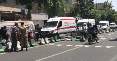 İranda polislər atəşə tutulub -  3 ölü